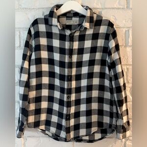 Zara Boys Collection•Black Grey and White Buffalo Plaid Shirt Long sleeve- Sz 9